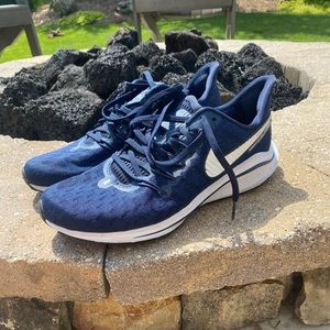 Women’s Nike Navy Air Zoom Vomero’s